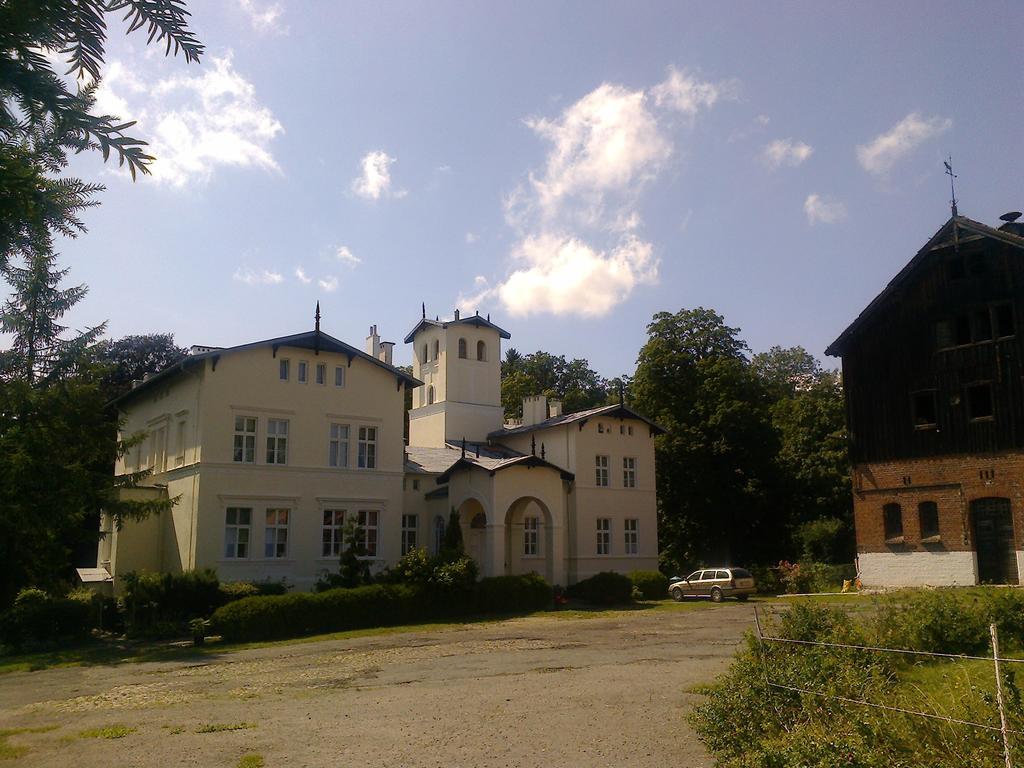 Agroturystyka "Palac W Janowie" 외부 사진